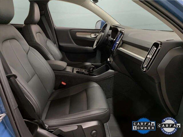 2025 Volvo XC40 B5 Core Dallas TX