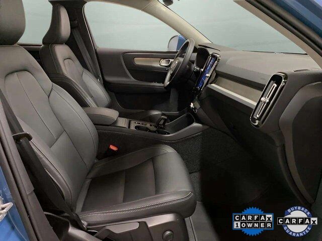 2025 Volvo XC40 B5 Core Dallas TX