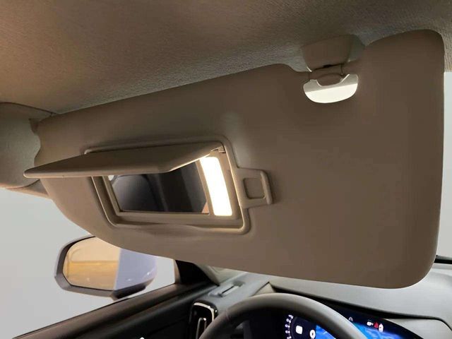 2025 Volvo XC40 B5 Core Dallas TX