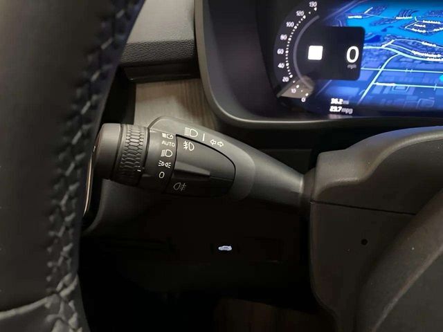 2025 Volvo XC40 B5 Core Dallas TX