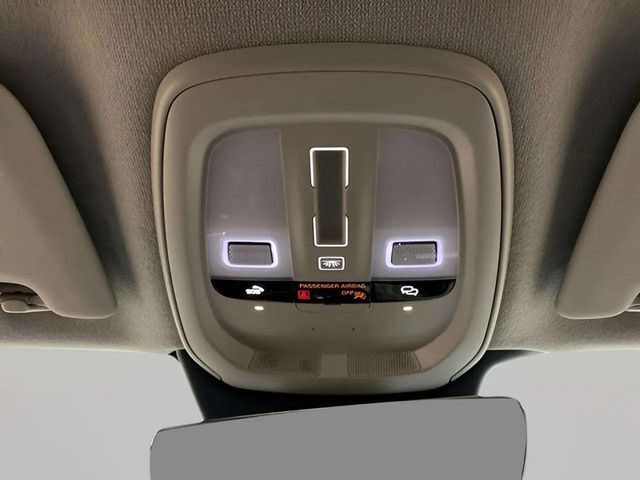 2025 Volvo XC40 B5 Core Dallas TX