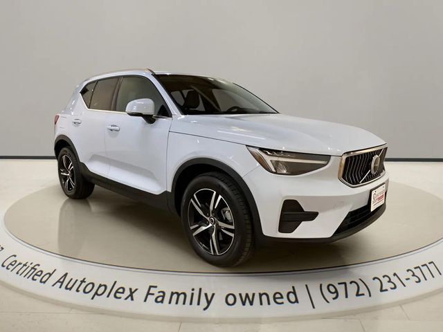 2025 Volvo XC40 B5 Core Dallas TX