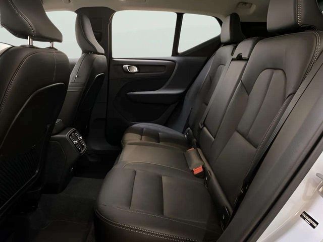 2025 Volvo XC40 B5 Core Dallas TX