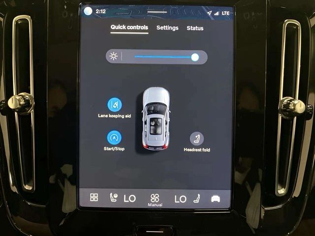 2025 Volvo XC40 B5 Core Dallas TX
