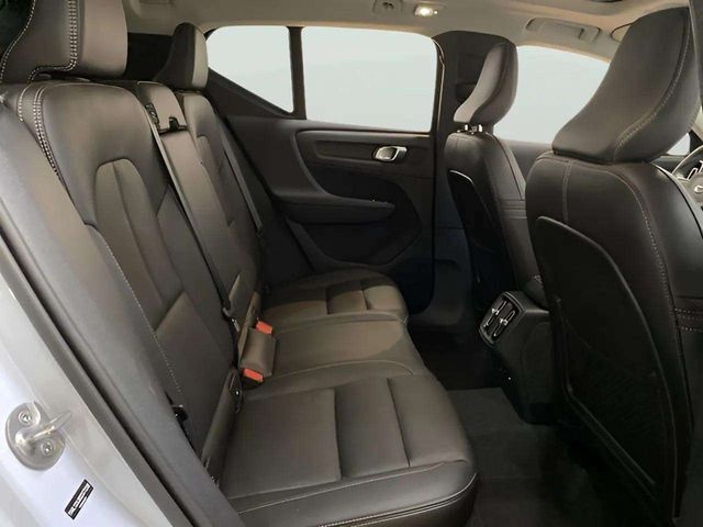 2025 Volvo XC40 B5 Core Dallas TX