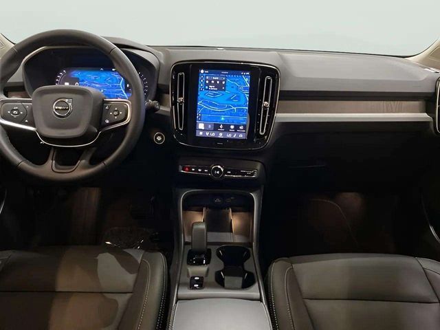 2025 Volvo XC40 B5 Core Dallas TX