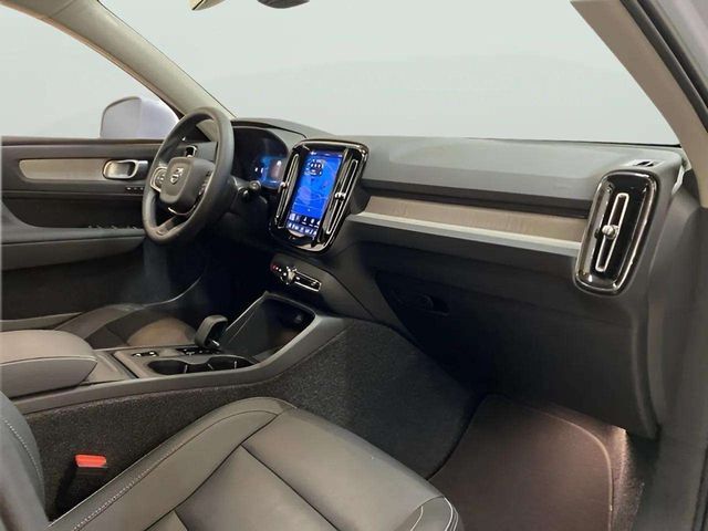 2025 Volvo XC40 B5 Core Dallas TX