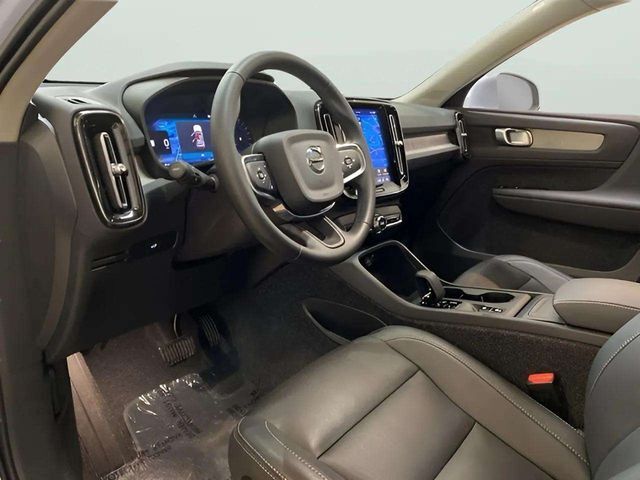 2025 Volvo XC40 B5 Core Dallas TX