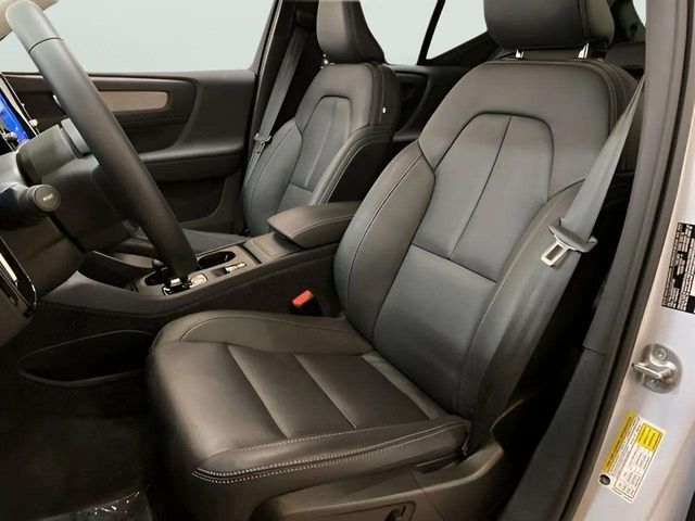 2025 Volvo XC40 B5 Core Dallas TX
