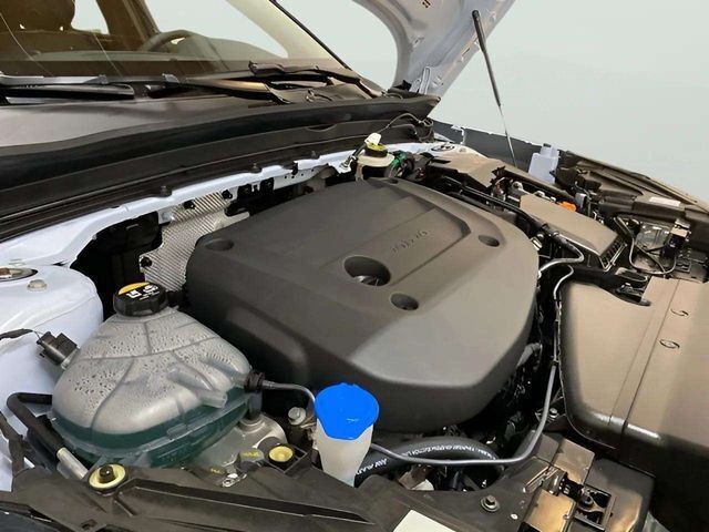 2025 Volvo XC40 B5 Core Dallas TX
