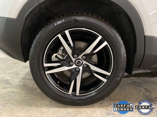 2025 Volvo XC40 B5 Core Dallas TX