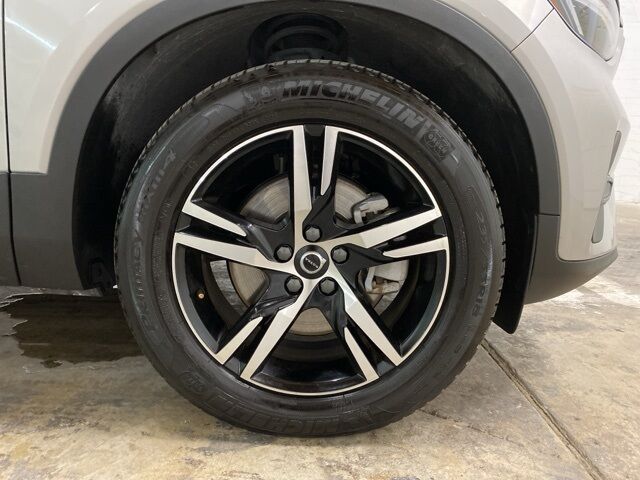2025 Volvo XC40 B5 Core Dallas TX