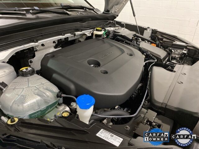 2025 Volvo XC40 B5 Core Dallas TX