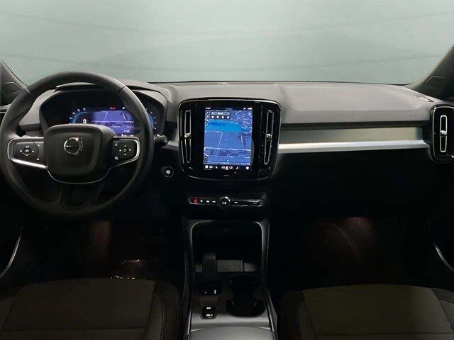 2025 Volvo XC40 B5 Core Dallas TX