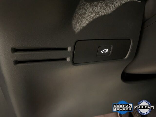 2025 Volvo XC40 B5 Core Dallas TX