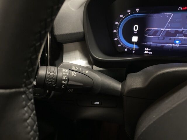 2025 Volvo XC40 B5 Core Dallas TX