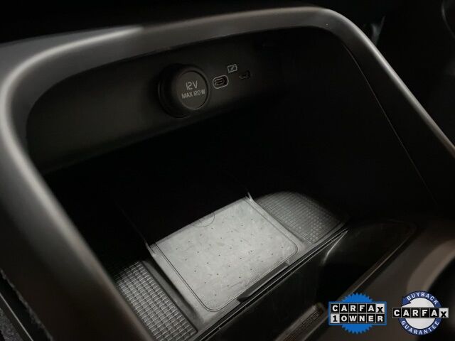 2025 Volvo XC40 B5 Core Dallas TX