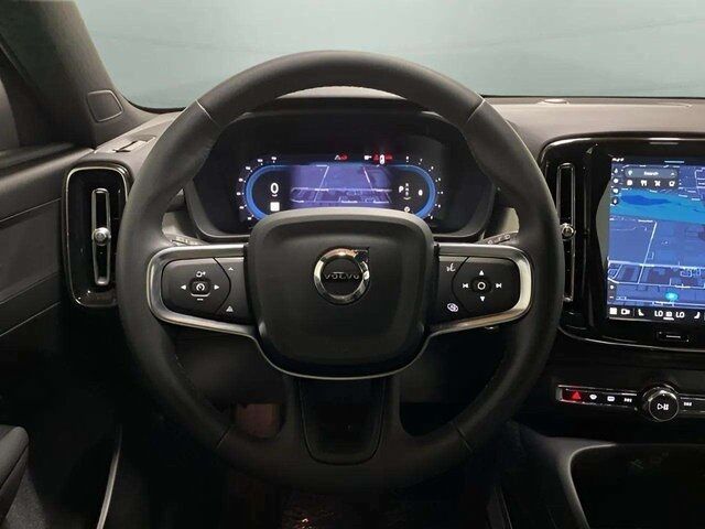 2025 Volvo XC40 B5 Core Dallas TX