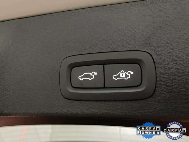 2025 Volvo XC40 B5 Core Dallas TX