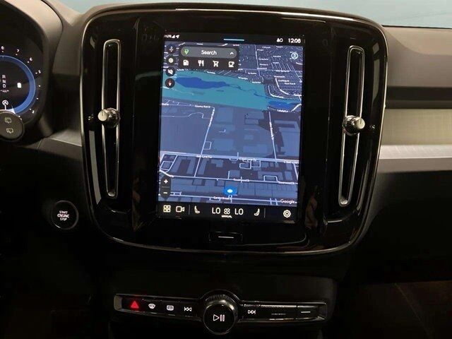 2025 Volvo XC40 B5 Core Dallas TX