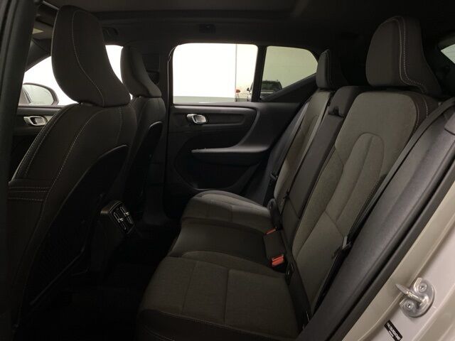 2025 Volvo XC40 B5 Core Dallas TX
