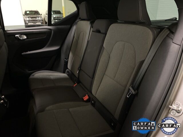 2025 Volvo XC40 B5 Core Dallas TX