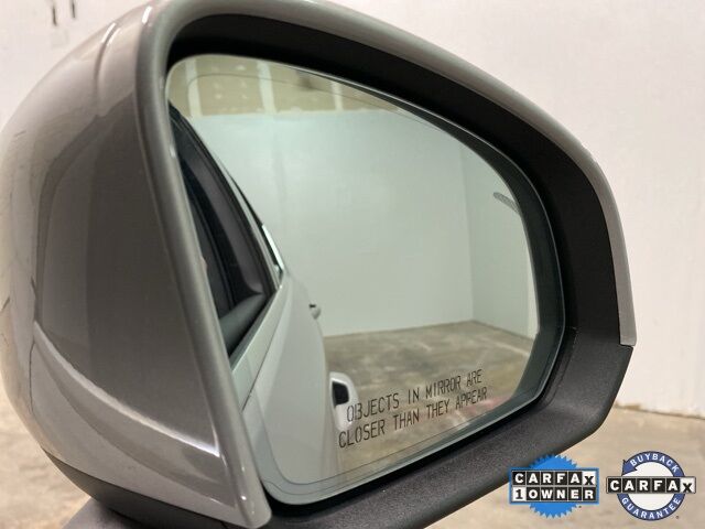 2025 Volvo XC40 B5 Core Dallas TX