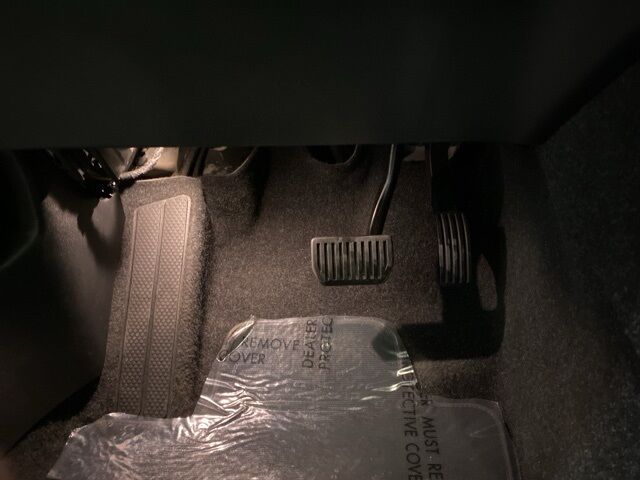 2025 Volvo XC40 B5 Core Dallas TX