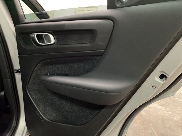 2025 Volvo XC40 B5 Core Dallas TX
