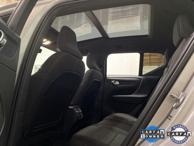 2025 Volvo XC40 B5 Core Dallas TX