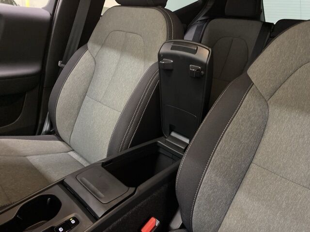 2025 Volvo XC40 B5 Core Dallas TX