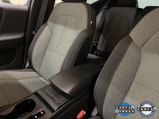2025 Volvo XC40 B5 Core Dallas TX