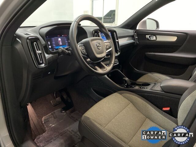 2025 Volvo XC40 B5 Core Dallas TX