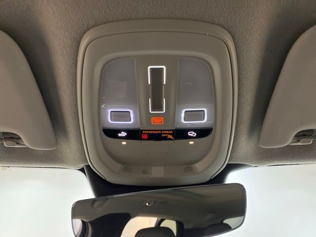 2025 Volvo XC40 B5 Core Dallas TX