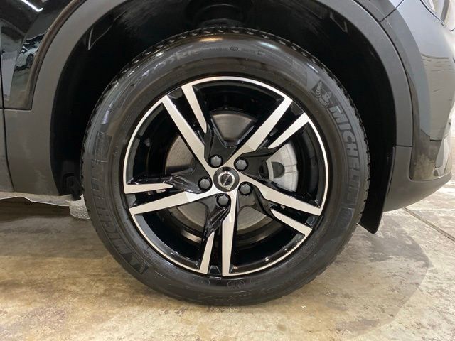 2025 Volvo XC40 B5 Core Dallas TX