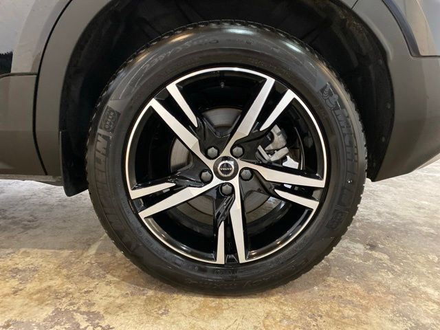 2025 Volvo XC40 B5 Core Dallas TX