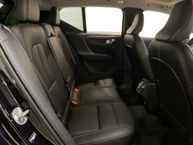 2025 Volvo XC40 B5 Core Dallas TX
