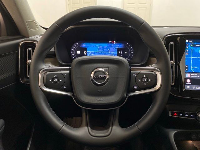 2025 Volvo XC40 B5 Core Dallas TX