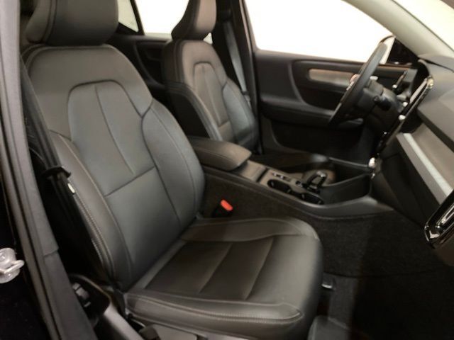 2025 Volvo XC40 B5 Core Dallas TX