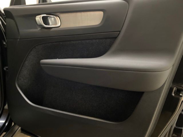 2025 Volvo XC40 B5 Core Dallas TX