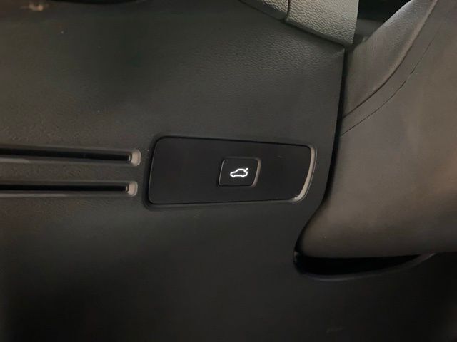 2025 Volvo XC40 B5 Core Dallas TX