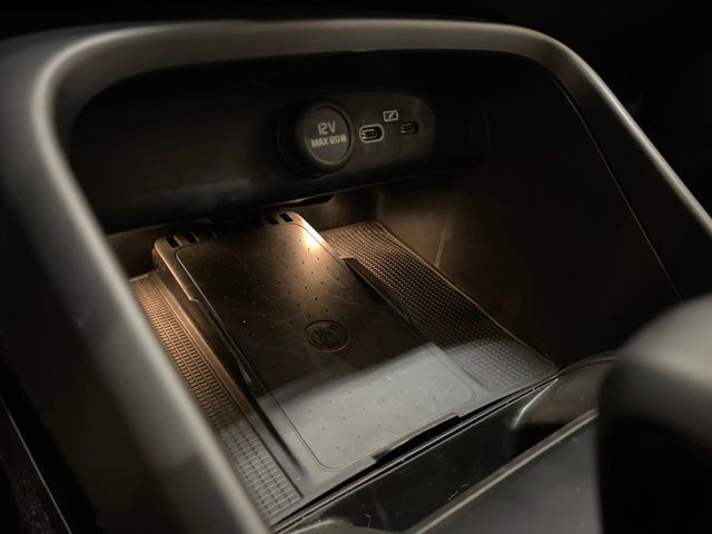 2025 Volvo XC40 B5 Core Dallas TX