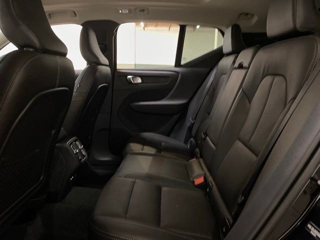 2025 Volvo XC40 B5 Core Dallas TX
