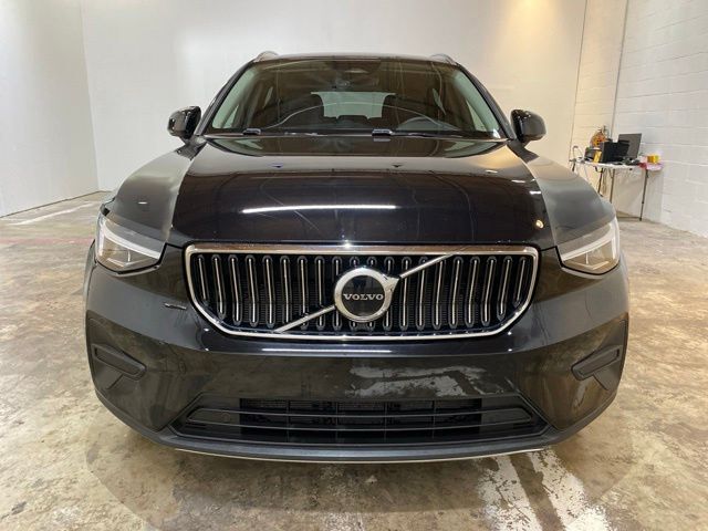 2025 Volvo XC40 B5 Core Dallas TX