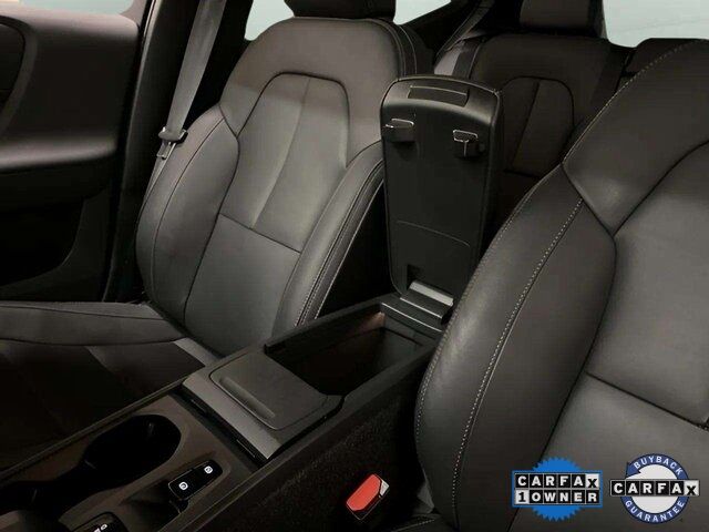 2025 Volvo XC40 B5 Core Dallas TX