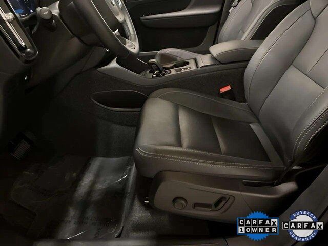 2025 Volvo XC40 B5 Core Dallas TX