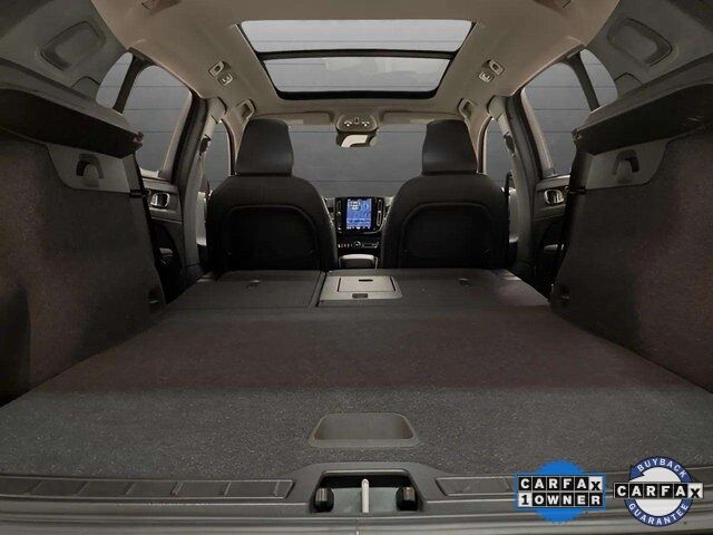 2025 Volvo XC40 B5 Core Dallas TX