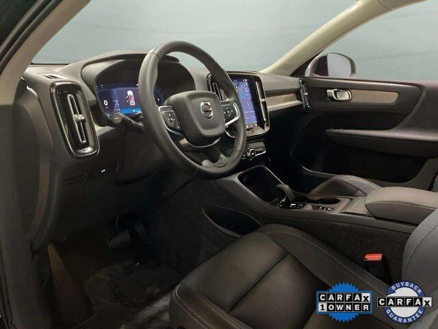 2025 Volvo XC40 B5 Core Dallas TX
