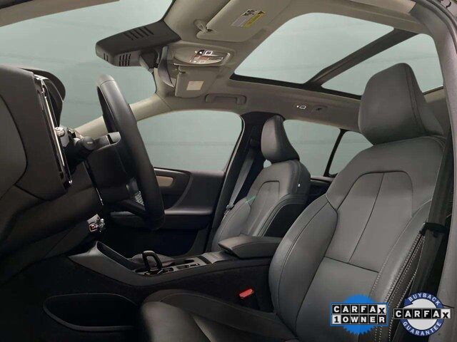 2025 Volvo XC40 B5 Core Dallas TX