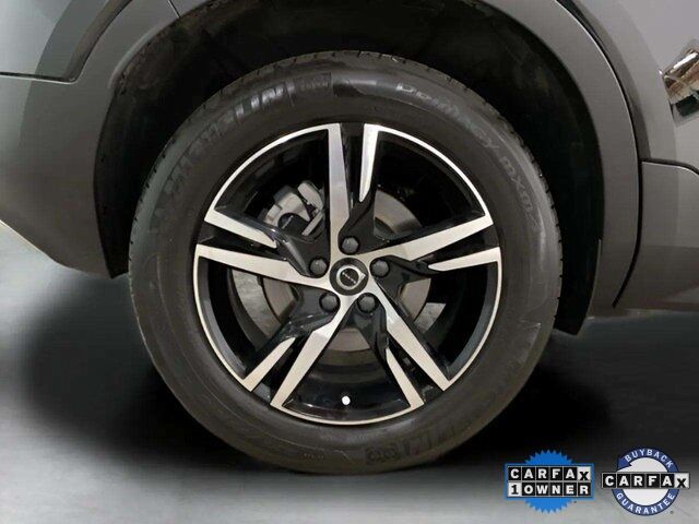 2025 Volvo XC40 B5 Core Dallas TX